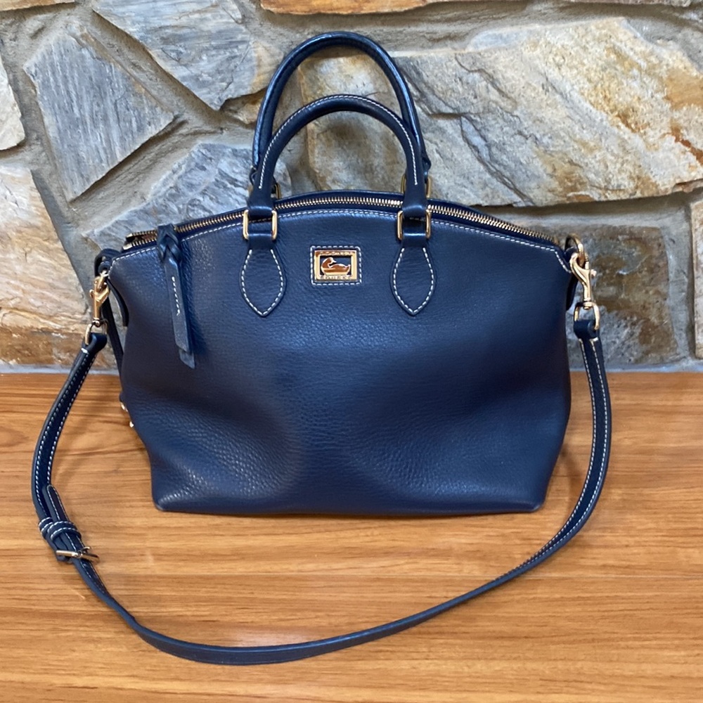 Dooney & Bourke Bag